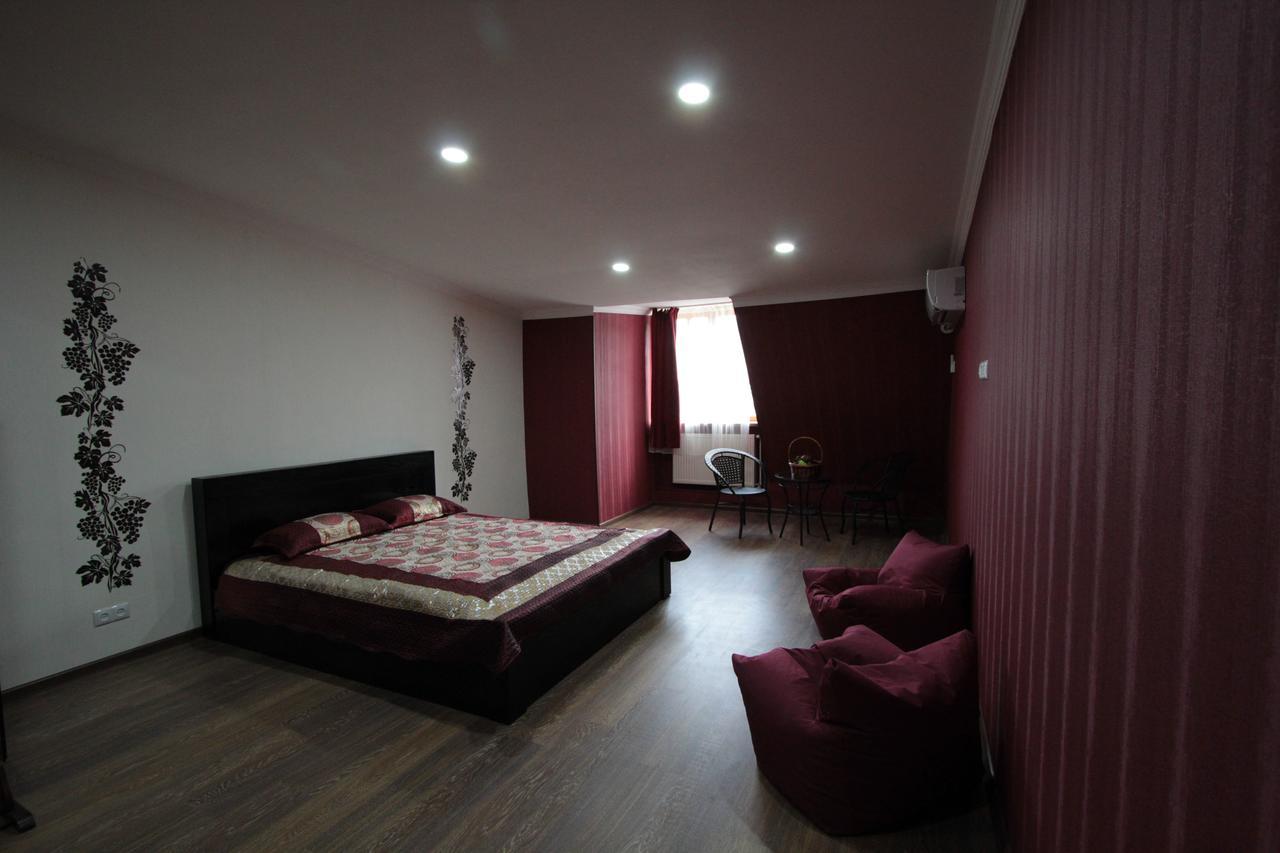 Vazi Hotel Tbilisi ภายนอก รูปภาพ